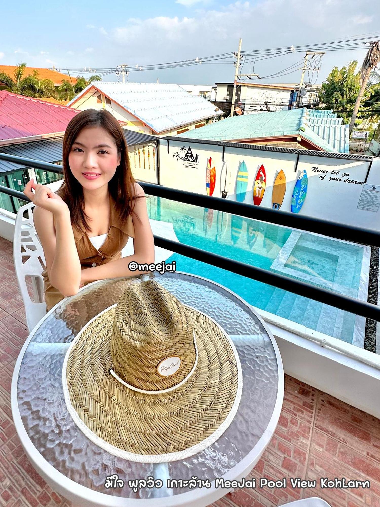 มีใจ พูลวิว เกาะล้าน Meejai Pool View Kohlarn Hotel Bagian luar foto