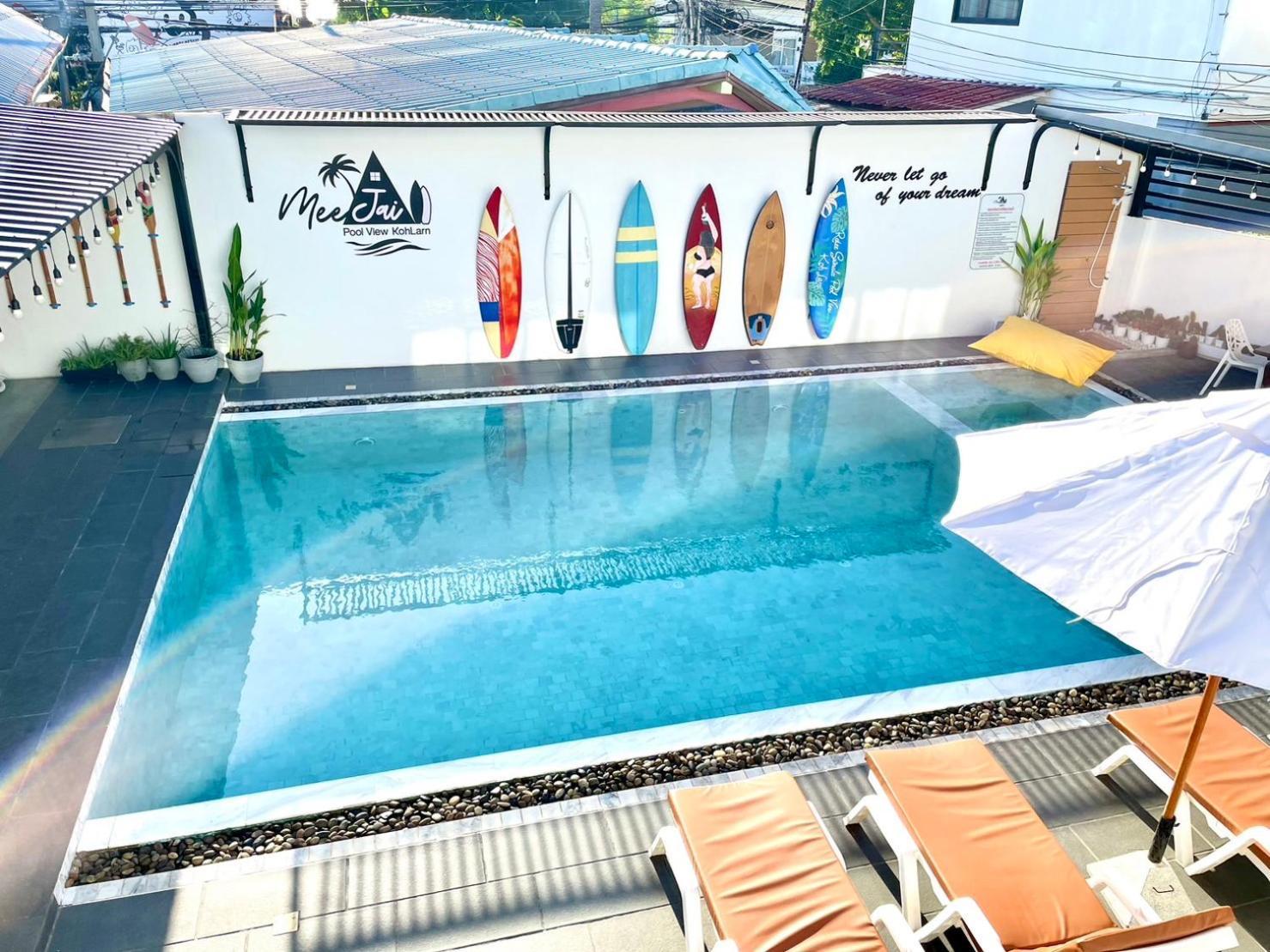 มีใจ พูลวิว เกาะล้าน Meejai Pool View Kohlarn Hotel Bagian luar foto